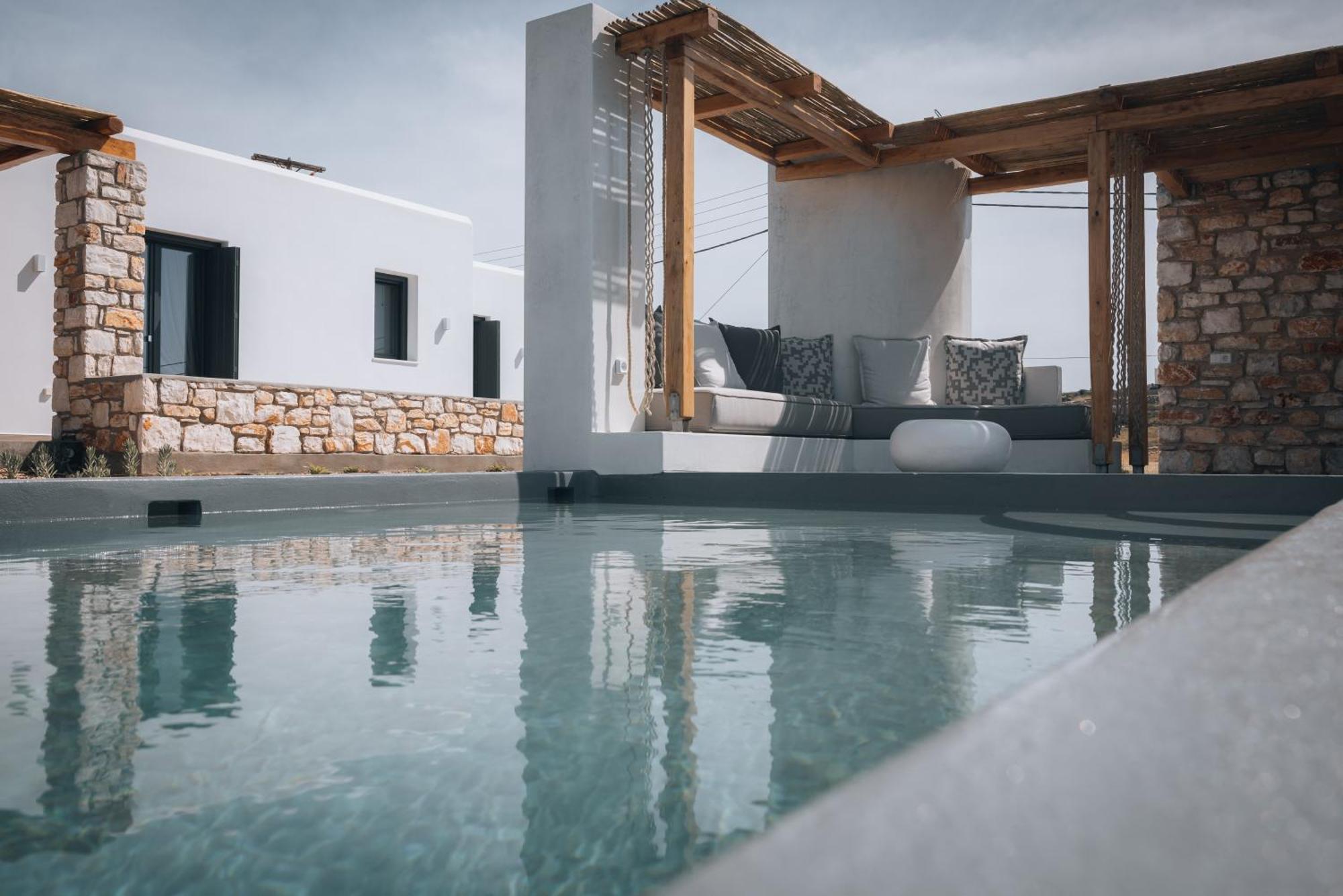 Kosmitis Suites & Villas Naousa  Habitación foto