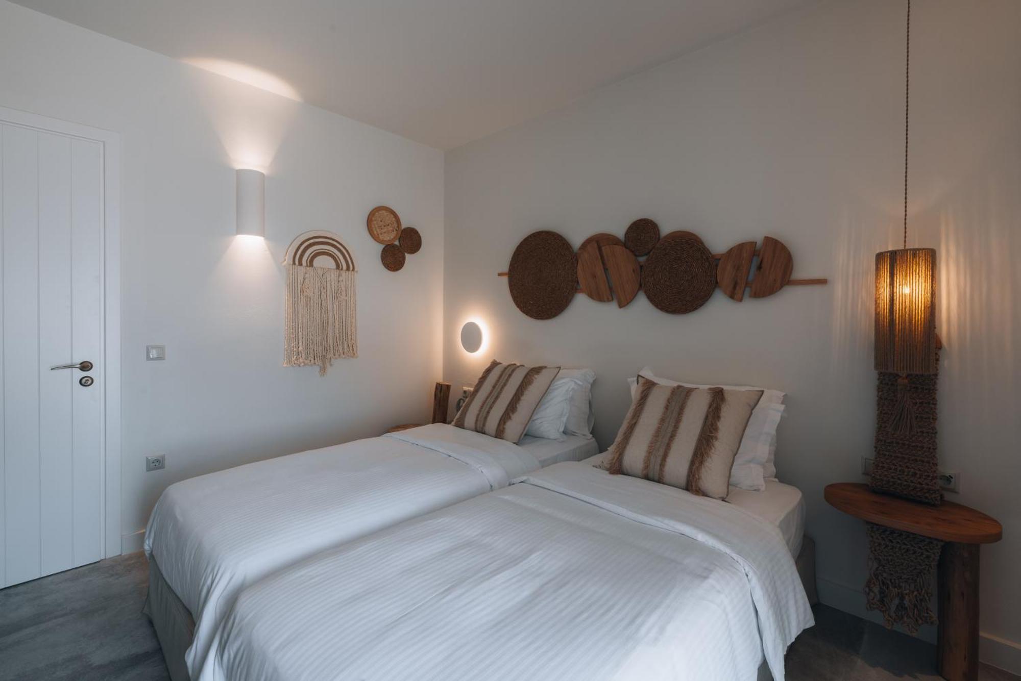 Kosmitis Suites & Villas Naousa  Habitación foto